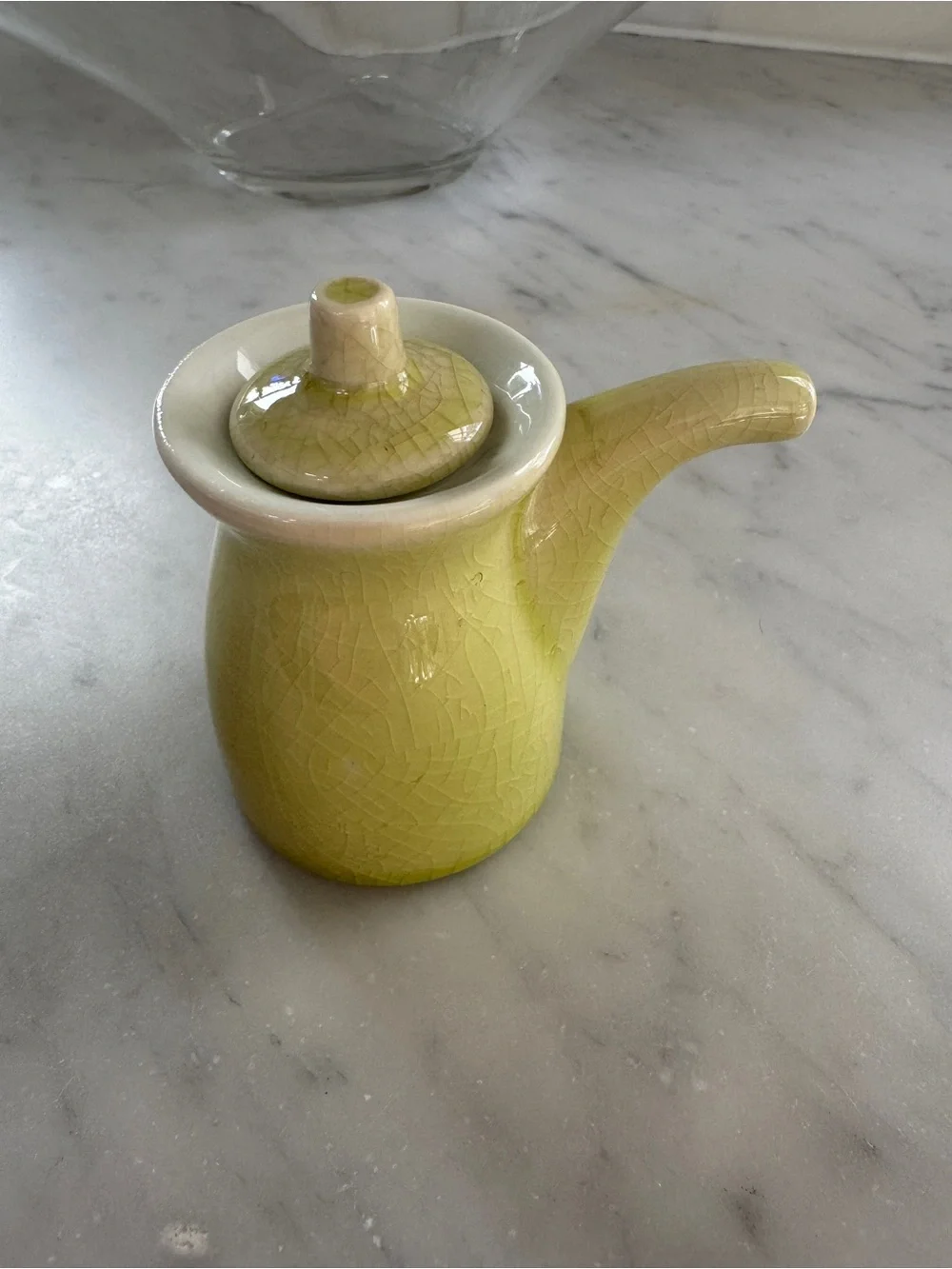 Set of 4: Crate & Barrel soy sauce mini pitcher with Lid